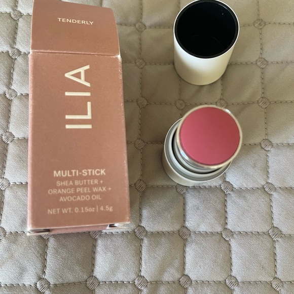 ILIA Multi-Stick blush ALL IN ONE! all of me pink, NEW - Picture 2 of 4